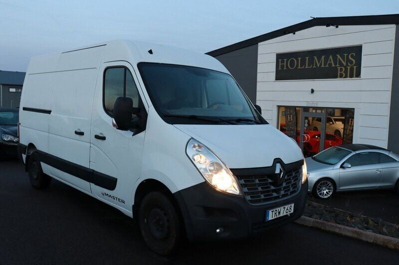 Vit Begagnad 2017 Renault Master Van | 149 900 kr - Bild 1/4