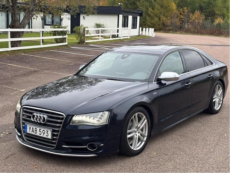 Blå Begagnad 2013 Audi A8 Sedan | 215 000 kr - Bild 1/4