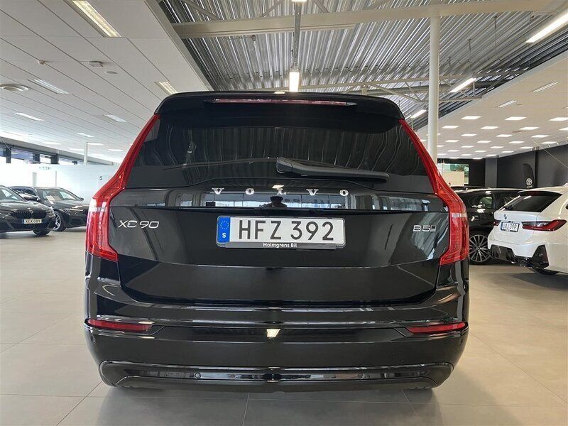 Begagnad Volvo XC90 236 HK (173 kW) 2022 Okänd SUV