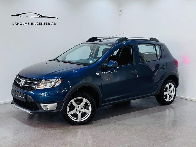 Begagnad Dacia Sandero Stepway 90 HK (66 kW) 2017 Blå Kombi