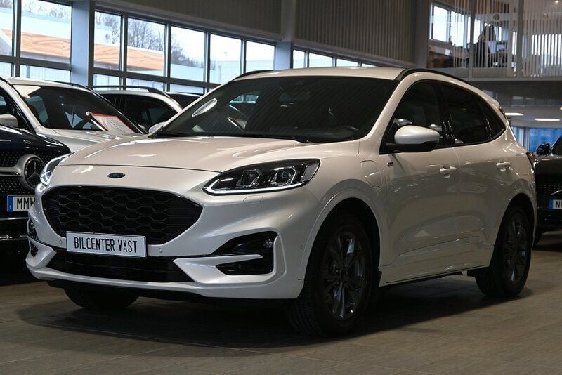 Vit Begagnad 2020 Ford Kuga ST-Line X SUV | 229 000 kr (Marknadspris) - Bild 1/4