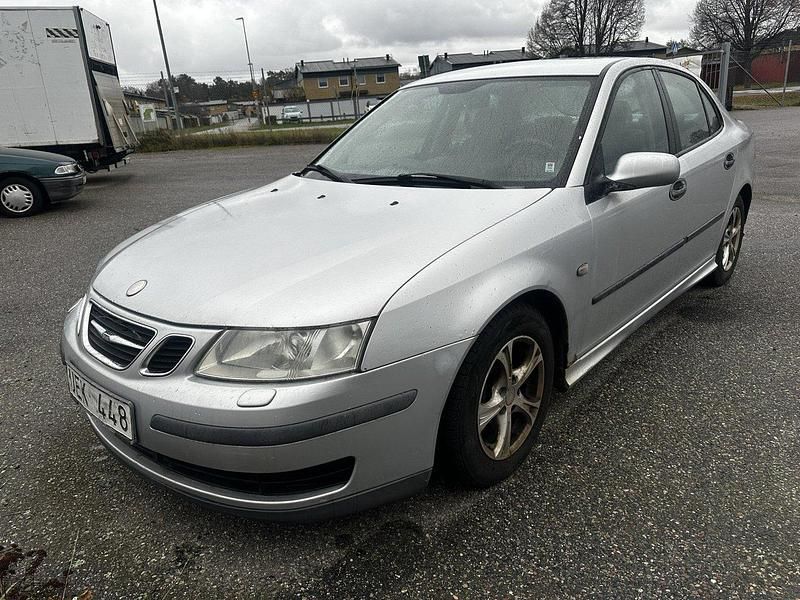 Grå Begagnad 2003 Saab 9-3 Linear Sedan | 13 000 kr (Bra pris) - Bild 1/4