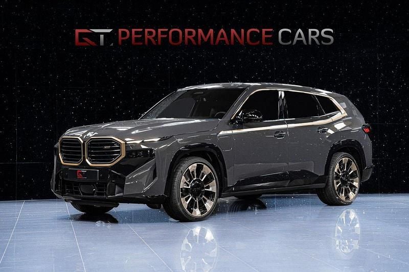 Begagnad 2023 BMW XM Comfort Edition SUV | 1 569 900 kr - Bild 1/3