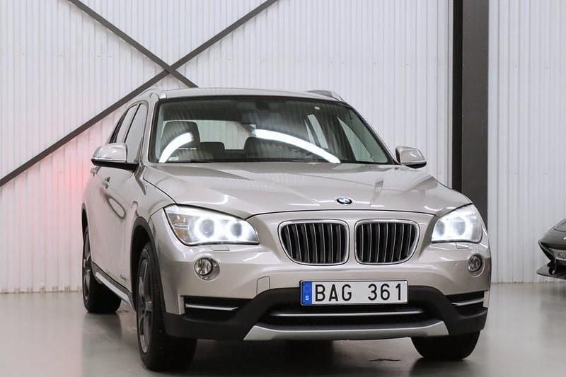 Begagnad BMW X1 xLine 184 HK (135 kW) 2013 Silver SUV