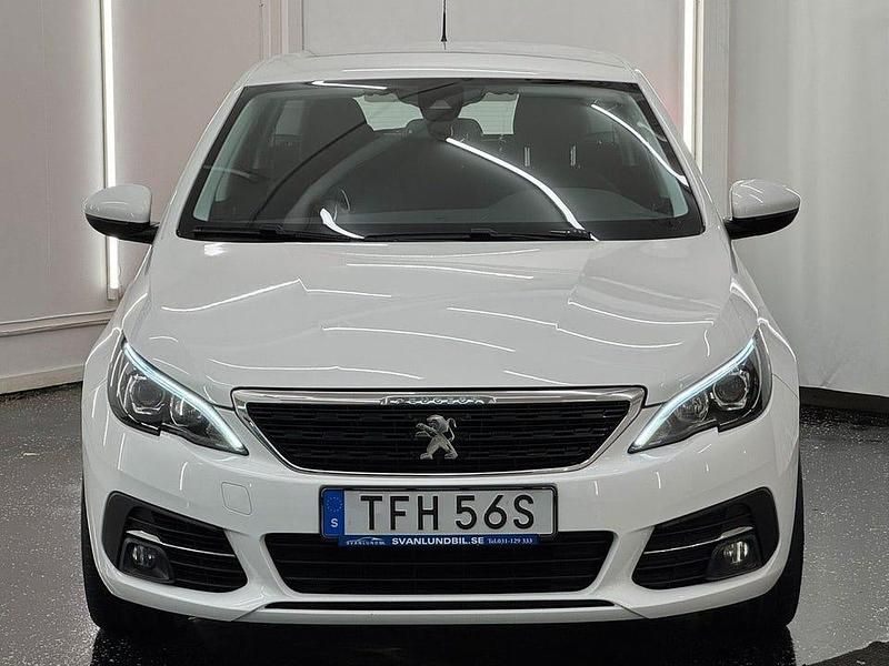 Begagnad Peugeot 308 131 HK (96 kW) 2021 Vit Kombi