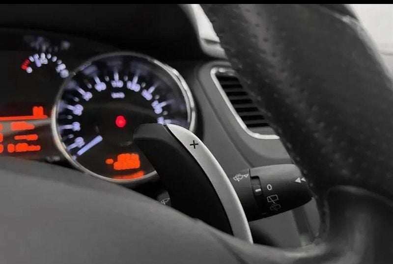 Vit Begagnad 2012 Peugeot 5008 Allure Minibuss | 50 000 kr (Bra pris) - Bild 1/4