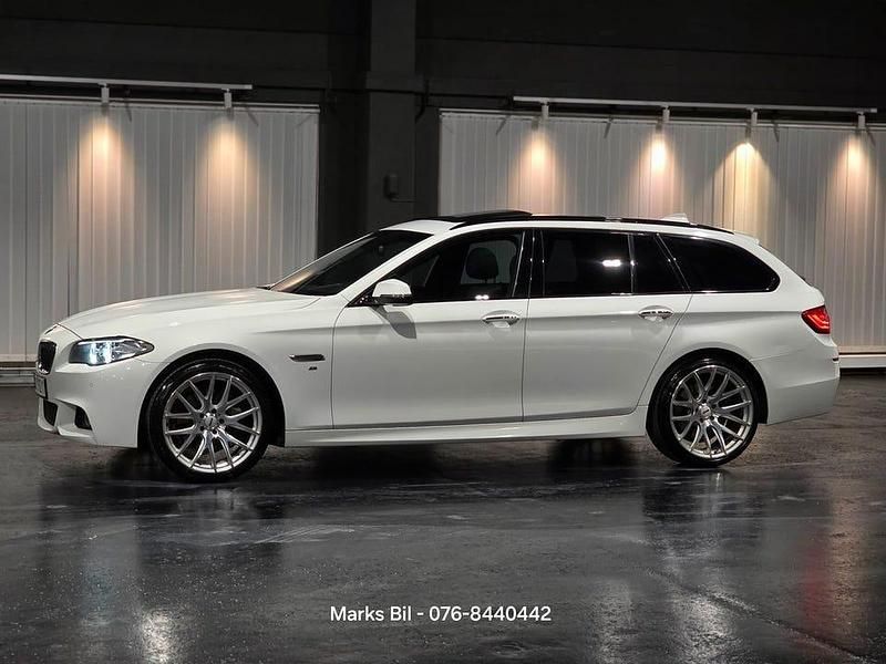 Begagnad BMW 535 M Sport 313 HK (230 kW) 2015 Vit Kombi
