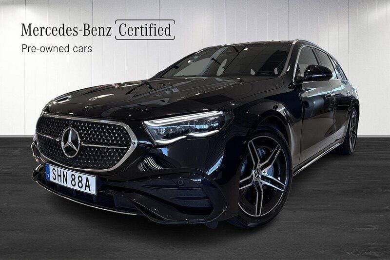 Svart Begagnad 2024 Mercedes E300 AMG Kombi | 599 000 kr (Bra pris) - Bild 1/4