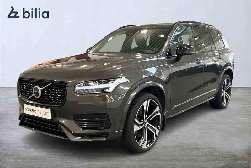 Grå Begagnad 2023 Volvo XC90 SUV | 679 900 kr (Marknadspris) - Bild 1/1