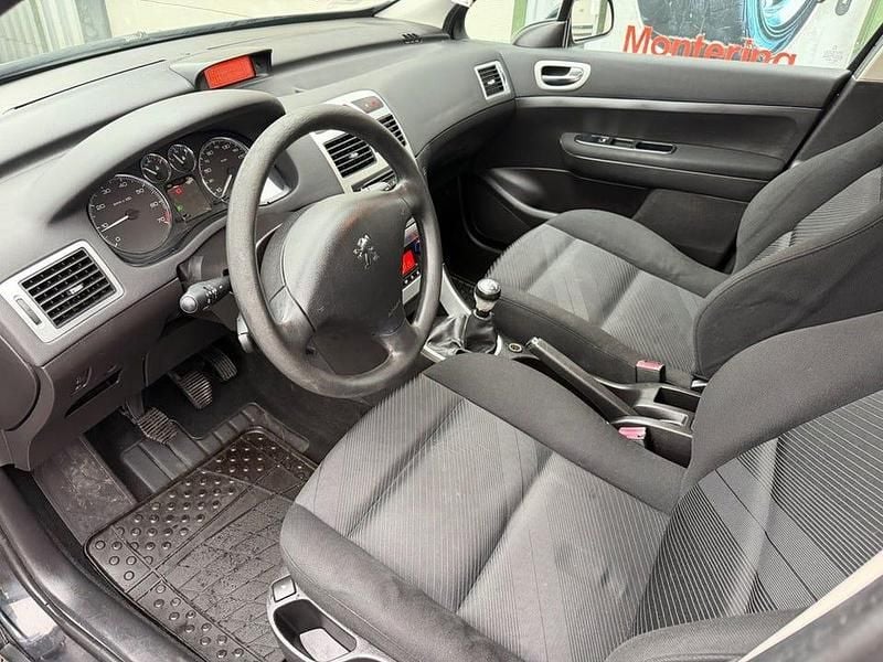 Begagnad Peugeot 307 109 HK (80 kW) 2005 Svart Kombi