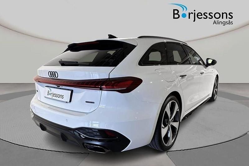 Ny Audi A5 S-Line 303 HK (222 kW) 2025 Vit Kombi