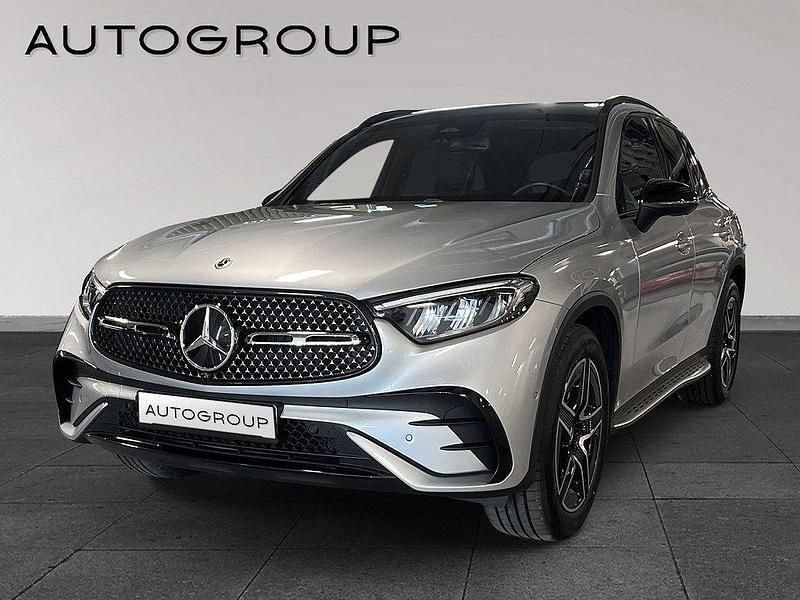 Silver Begagnad 2024 Mercedes GLC220 AMG SUV | 689 000 kr - Bild 1/4