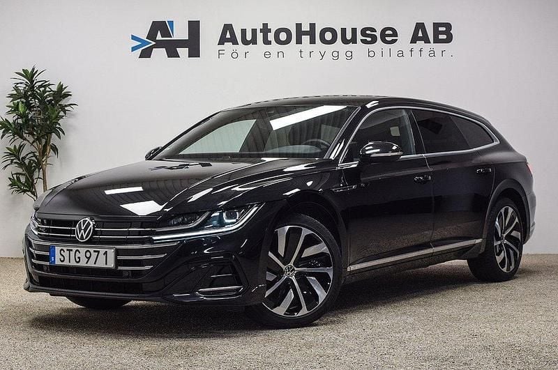 Svart Begagnad 2022 VW Arteon R-line Kombi | 349 000 kr (Marknadspris) - Bild 1/4