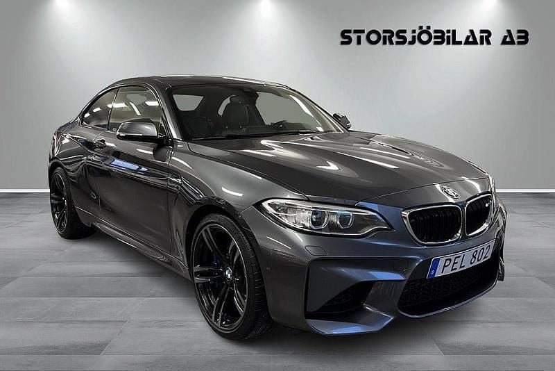 Begagnad BMW M2 370 HK (272 kW) 2017 Grå Sportkupé