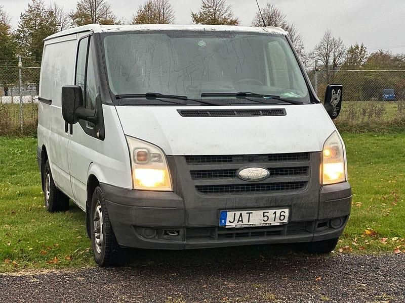 Vit Begagnad 2009 Ford Transit T260 Minibuss | 29 900 kr (Bra pris) - Bild 1/4