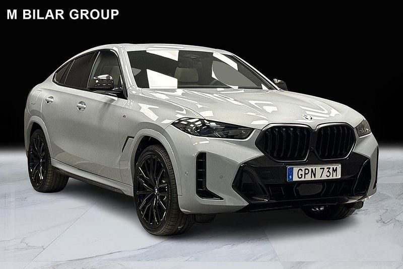 Grå Ny 2025 BMW X6 M Sport SUV | 1 195 100 kr - Bild 1/4