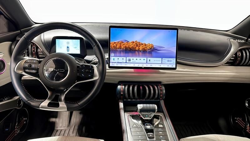 Begagnad BYD Atto 3 Design 150 kW (204 HK) 2022 Blå (blue) SUV