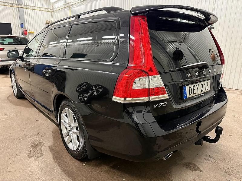 Begagnad Volvo V70 181 HK (133 kW) 2014 Svart Kombi