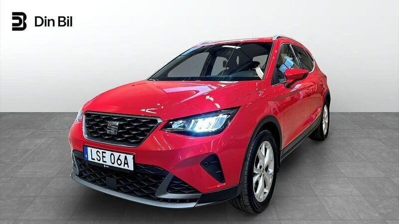 Röd Begagnad 2022 Seat Arona FR SUV | 214 900 kr (Marknadspris) - Bild 1/4