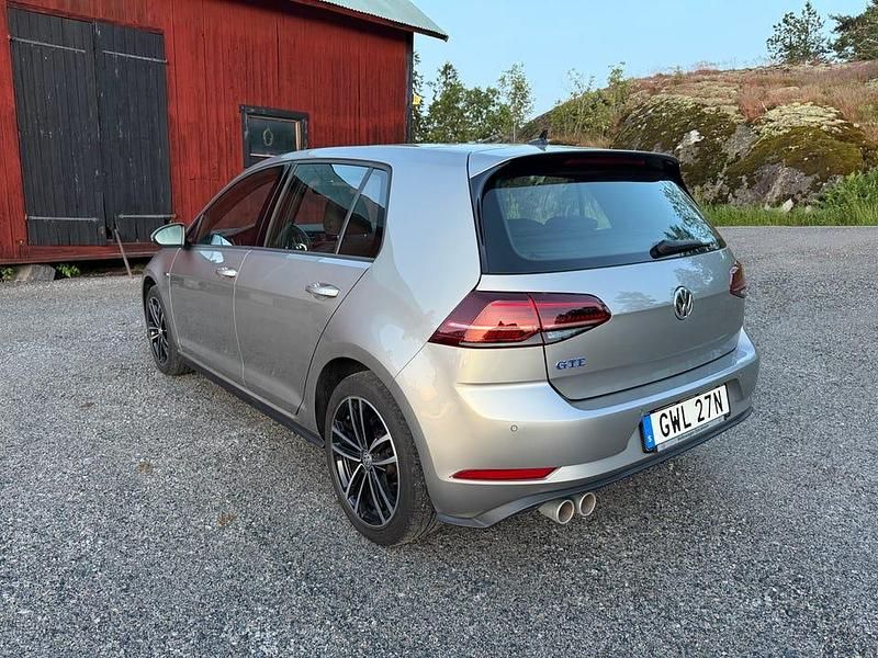 Begagnad VW Golf VIII Active 204 HK (150 kW) 2020 Halvkombi