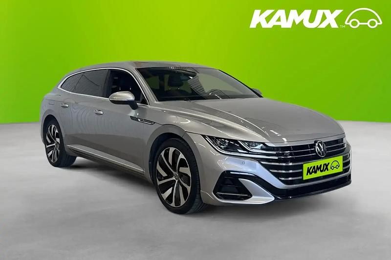 Silver/grå Begagnad 2022 VW Arteon Kombi | 314 800 kr (Marknadspris) - Bild 1/4