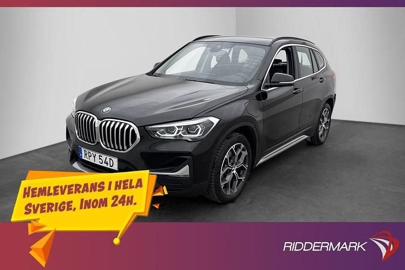 Svart Begagnad 2021 BMW X1 xLine SUV | 254 800 kr - Bild 1/3