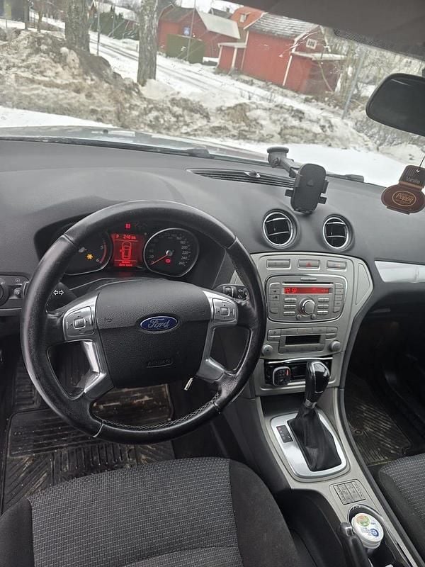 Begagnad Ford Mondeo 130 HK (95 kW) 2008 Kombi