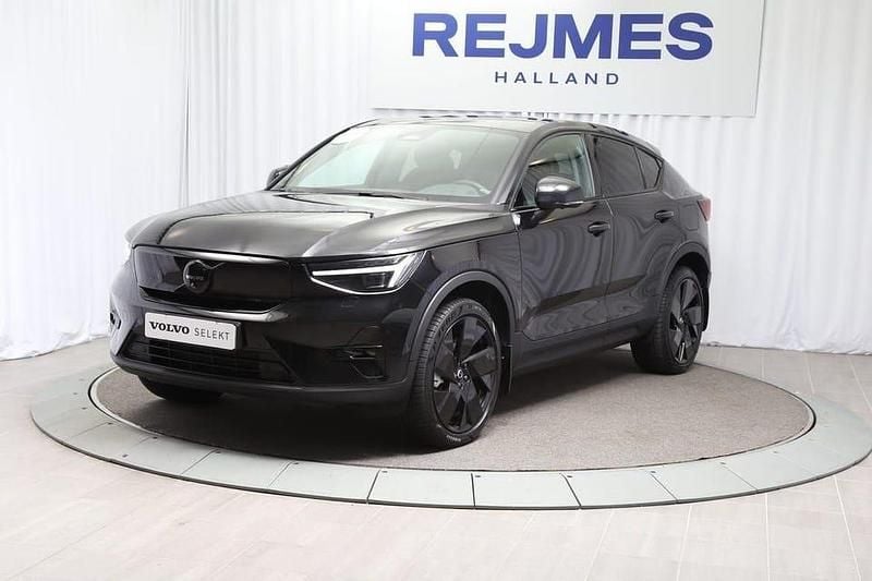 Svart Begagnad 2024 Volvo EC40 Performance SUV | 499 500 kr (Marknadspris) - Bild 1/4