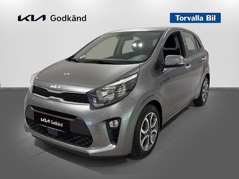 Grå (astro grey) Begagnad 2023 Kia Picanto Advance Halvkombi | 169 900 kr (Marknadspris) - Bild 1/3