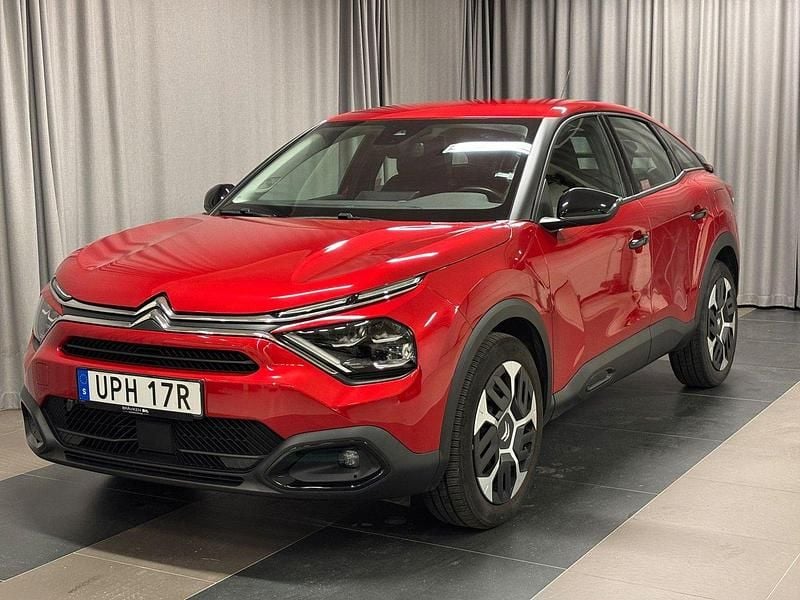 Röd Begagnad 2022 Citroën C4 Feel Halvkombi | 169 800 kr (Marknadspris) - Bild 1/3
