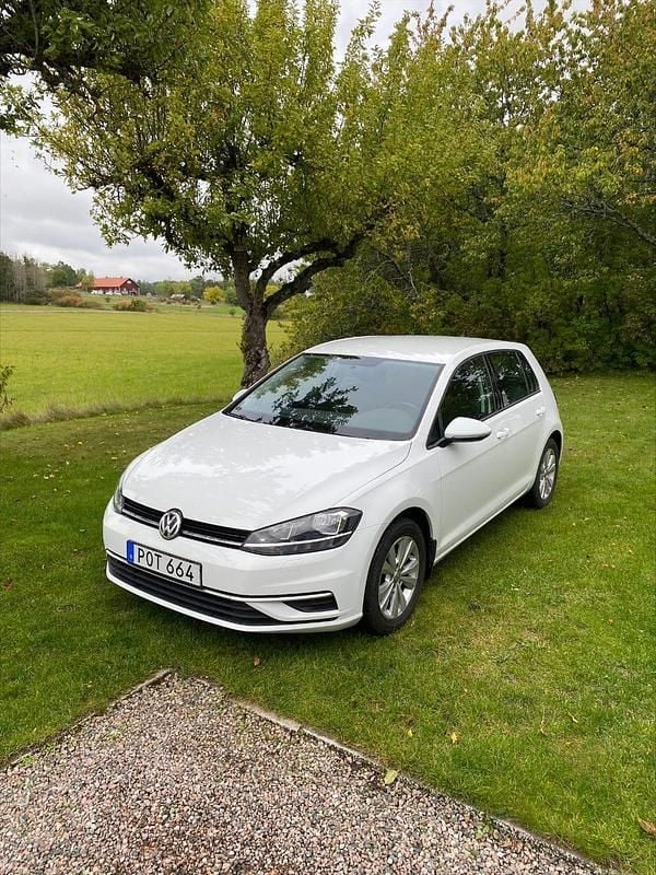 Begagnad VW Golf VII 110 HK (80 kW) 2018