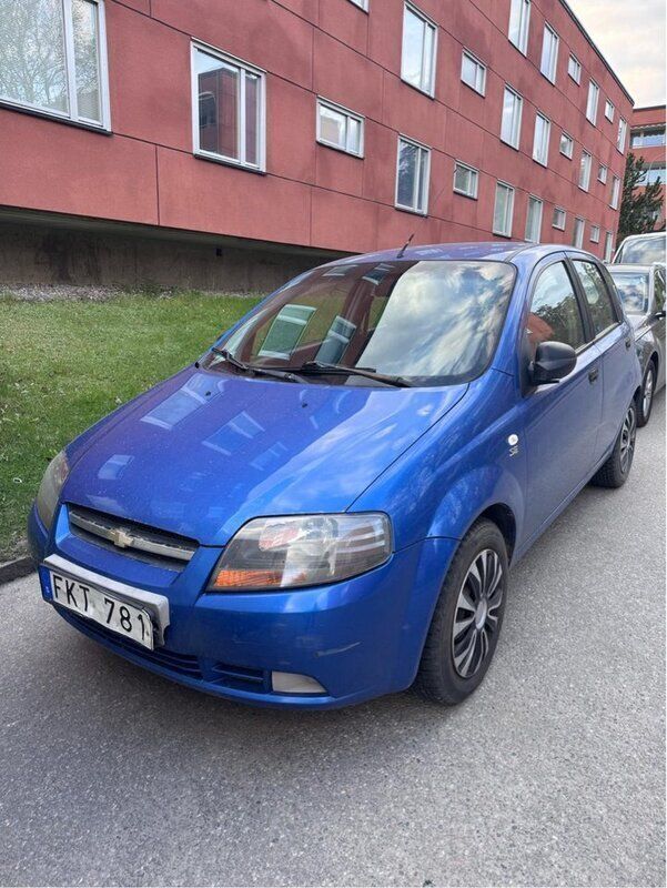 Blå Begagnad 2007 Chevrolet Kalos Halvkombi | 29 000 kr (Marknadspris) - Bild 1/4