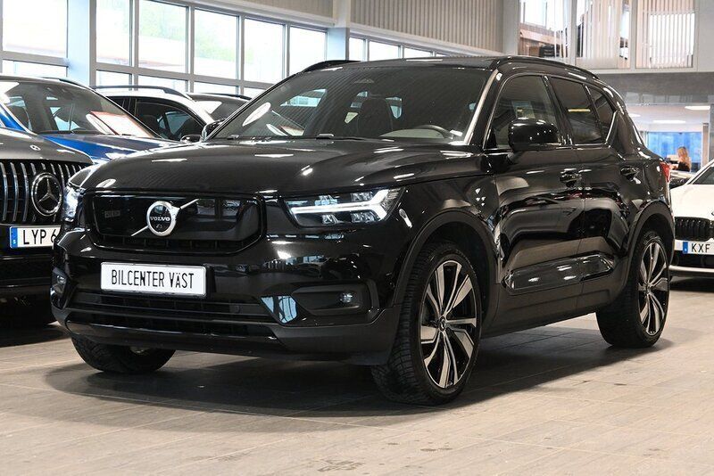 Svart Begagnad 2021 Volvo XC40 Pro SUV | 329 000 kr - Bild 1/4