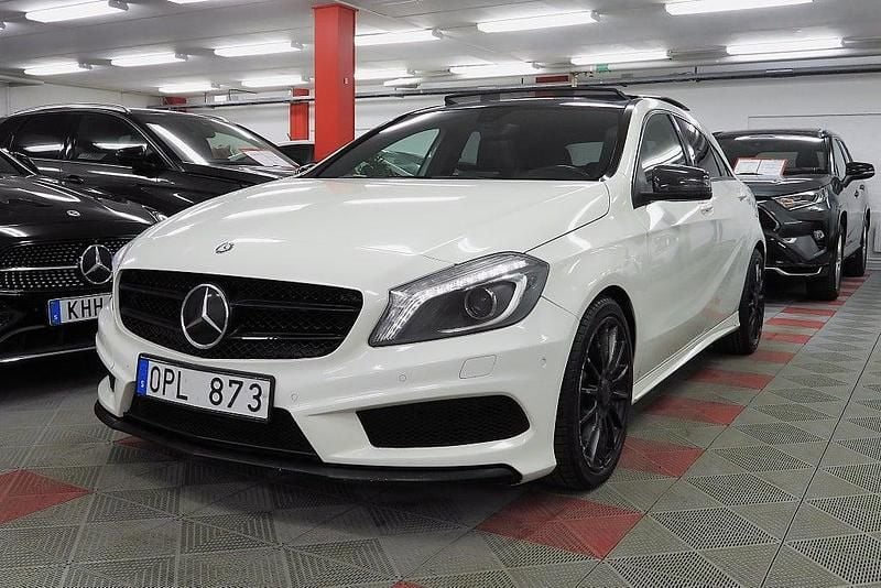Begagnad Mercedes A180 AMG line 109 HK (80 kW) 2013 Vit Halvkombi