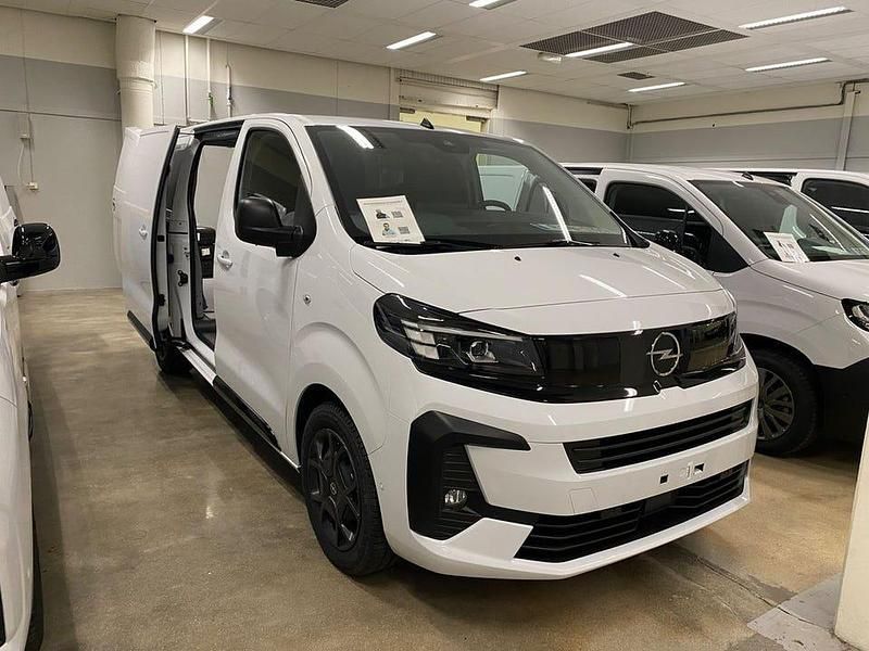 Vit Ny 2025 Opel Vivaro Minibuss | 505 060 kr (Dyr) - Bild 1/1