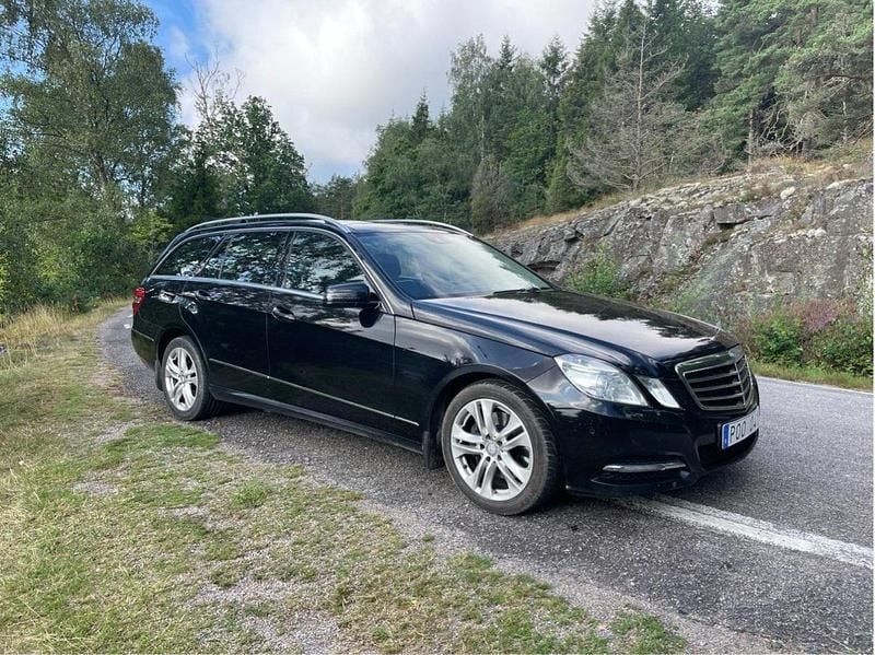 Svart Begagnad 2013 Mercedes E250 Kombi | 105 000 kr (Superpris) - Bild 1/4