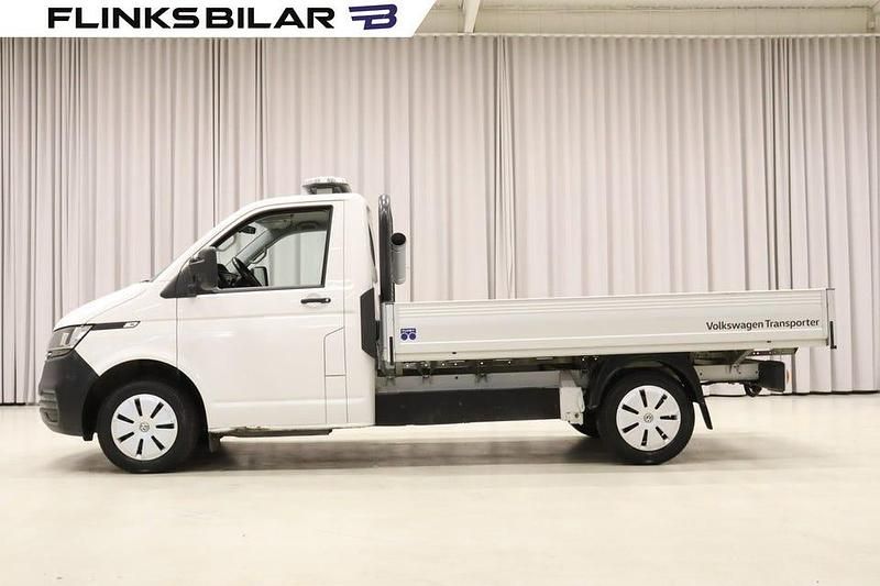 Vit Begagnad 2023 VW T6.1 Van | 349 875 kr (Superpris) - Bild 1/4
