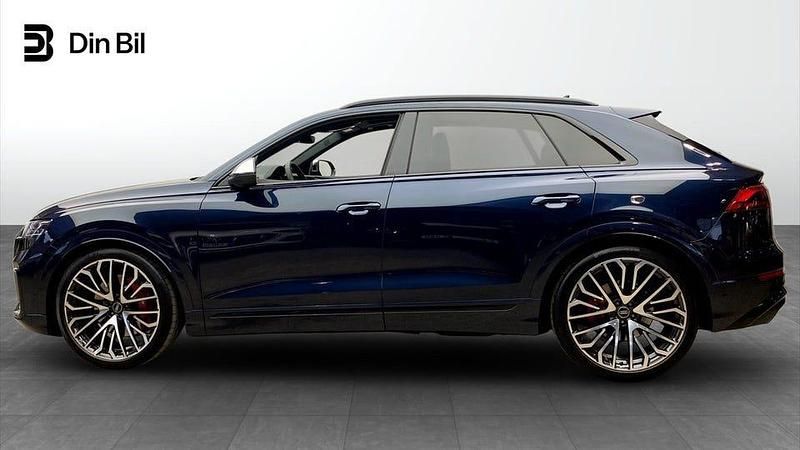 Begagnad Audi S8 Advanced 507 HK (372 kW) 2024 Waitomoblå metallic Sedan