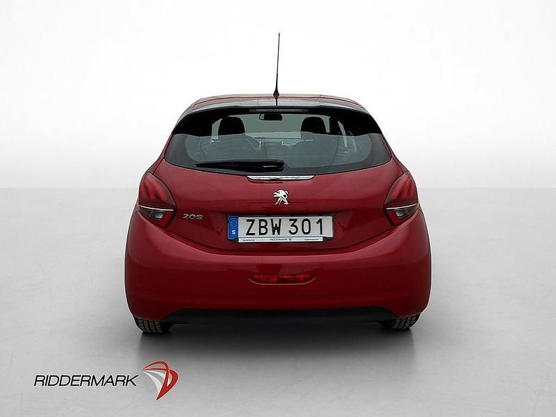 Begagnad Peugeot 208 82 HK (60 kW) 2017 Röd Halvkombi