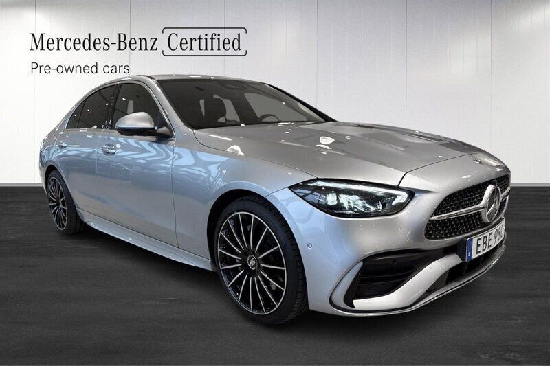 Silver Begagnad 2023 Mercedes C400 AMG Sedan | 579 900 kr - Bild 1/4