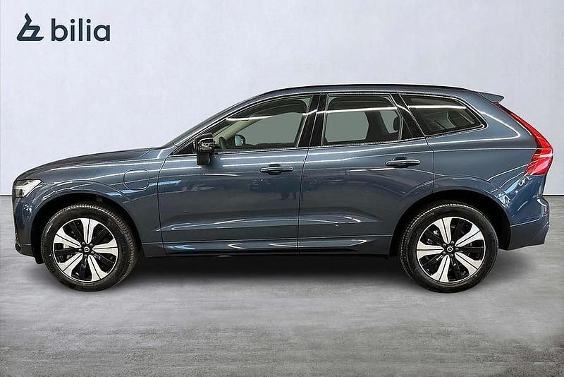 Begagnad Volvo XC60 Plus 355 HK (261 kW) 2025 Blå SUV