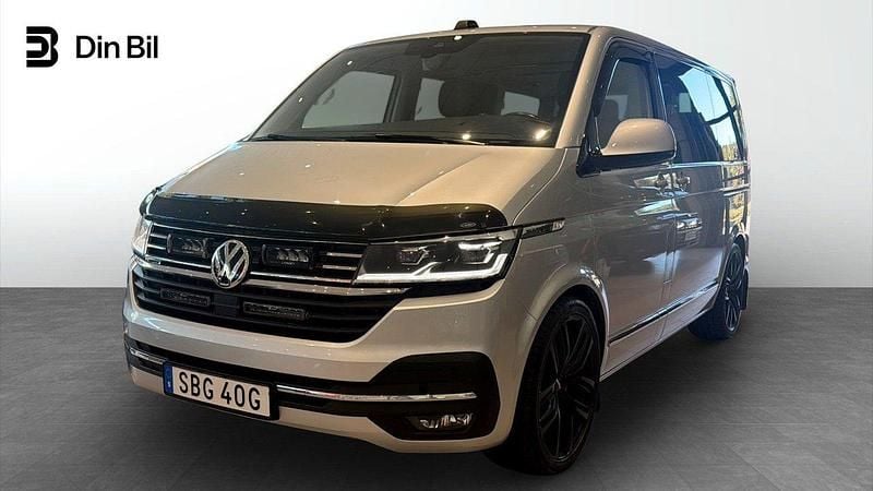 Silver Begagnad 2022 VW Multivan Highline Kombi | 669 900 kr (Lite dyr) - Bild 1/4