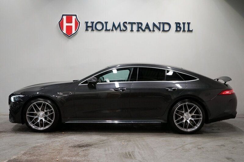 Grå Begagnad 2019 Mercedes AMG GT 43 AMG Sportkupé | 749 900 kr - Bild 1/4