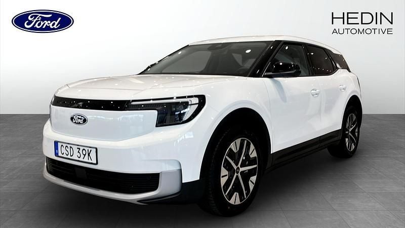 Frozen white Ny 2025 Ford Explorer SUV | 510 900 kr (Marknadspris) - Bild 1/4