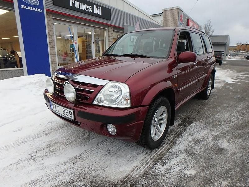 Röd Begagnad 2005 Suzuki Grand Vitara Limited SUV | 84 500 kr (Marknadspris) - Bild 1/4
