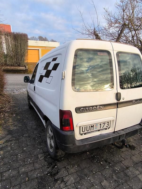 Begagnad Citroën Berlingo 69 HK (50 kW) 2004 Minibuss