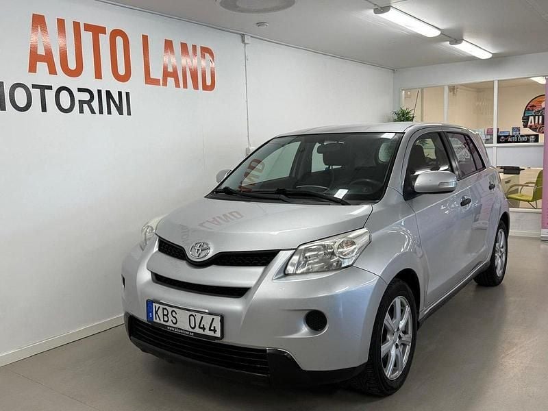 Silver Begagnad 2009 Toyota Urban Cruiser SUV | 49 900 kr (Marknadspris) - Bild 1/4