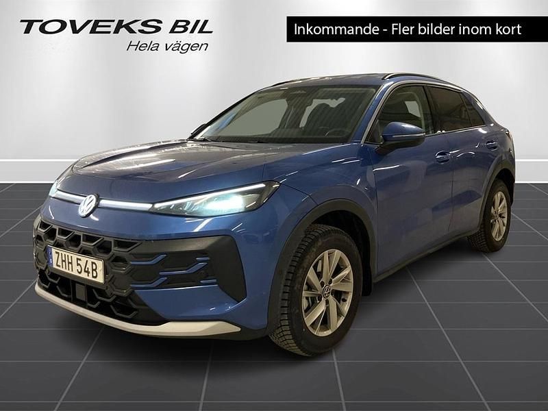 Blå Begagnad 2026 VW T-Roc SUV | 389 900 kr - Bild 1/4