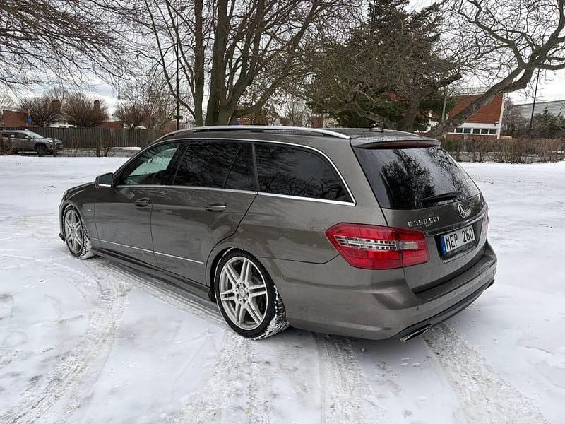 Begagnad Mercedes E350 AMG 265 HK (194 kW) 2012