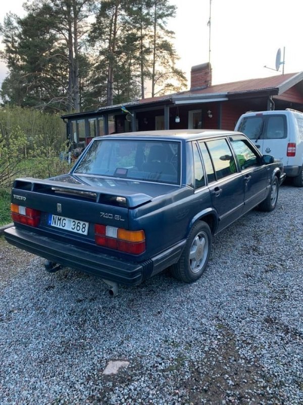 Såld Volvo 740 GL, begagnad 1988, 35 000 mil i norrtälje